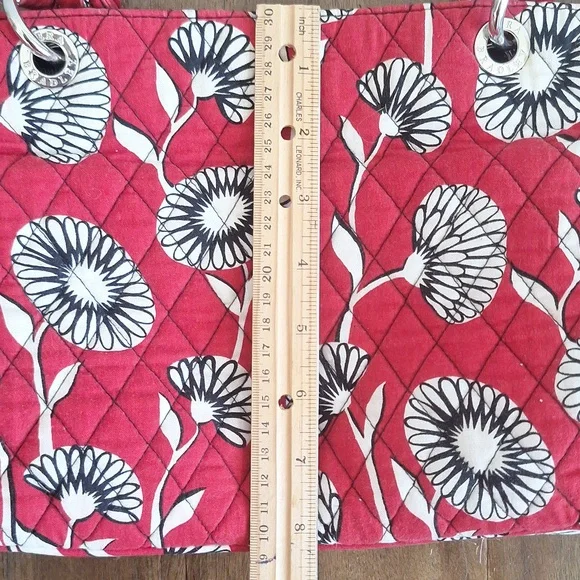 Vera Bradley Sophie Bag Deco Daisy Red White Black Floral Quilted Shoulder Bag - Picture 9 of 15